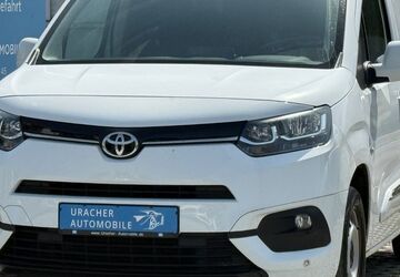 Toyota Proace (Verso) 128.000 km 11.990 &euro; Reutlingen 72762