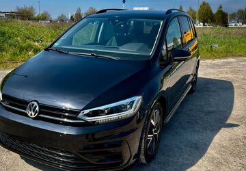 VW Touran 62.435 km 27.989 &euro; Ostfildern 73760