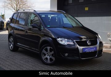 VW Touran 88.000 km 7.999 &euro; Owen 73277