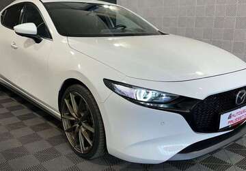 Mazda 3 43.998 km 21.960 &euro; Horb 72160