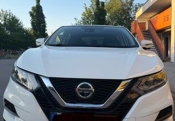 Nissan Qashqai 106.000 km 10.650 &euro; Stuttgart 70567