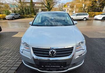 VW Touran 220.000 km 3.999 &euro; Reutlingen 72766