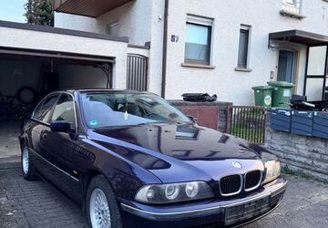 BMW 520 226.000 km 2.900 &euro; Stuttgart 70376