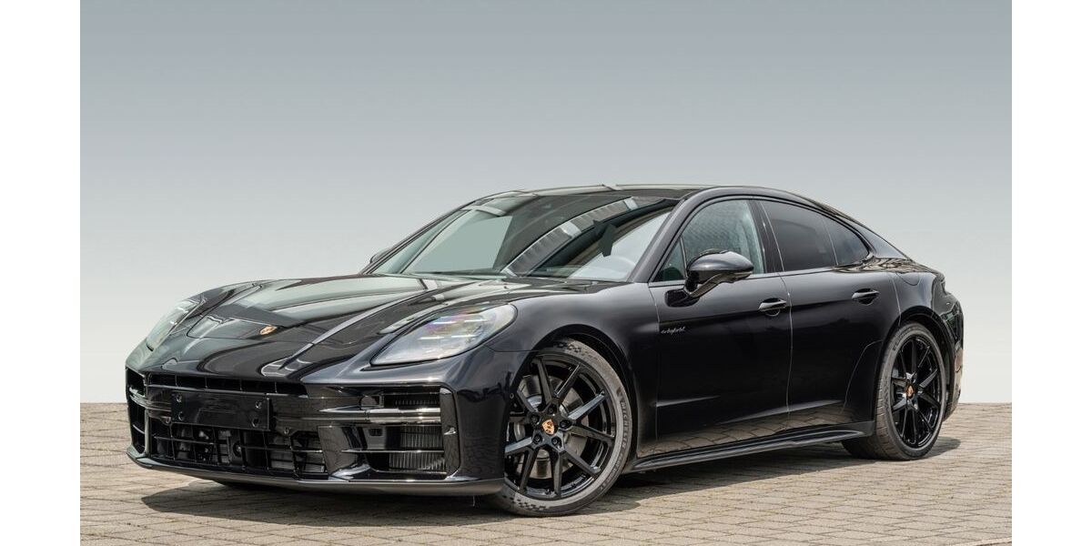 Porsche Panamera 9.900 km 151.450 &euro; Reutlingen 72770