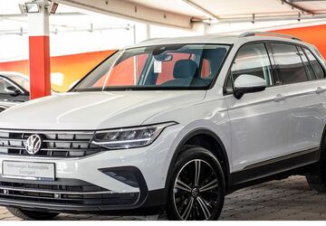 VW Tiguan 56.207 km 22.530 &euro; Stuttgart 70563