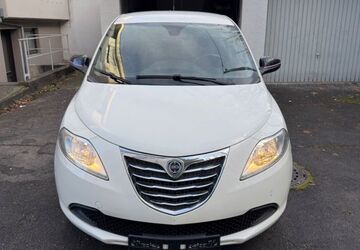Lancia Ypsilon 197.000 km 2.200 &euro; Metzingen 72555