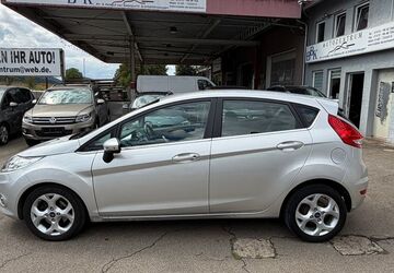 Ford Fiesta 137.600 km 5.990 &euro; Tübingen-Bühl 72072
