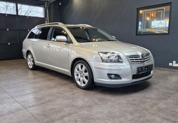 Toyota Avensis 139.500 km 4.999 &euro; Gäufelden 71126