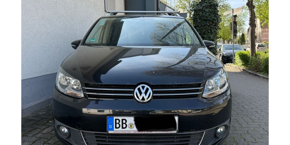 VW Touran 201.000 km 6.290 &euro; Renningen 71272