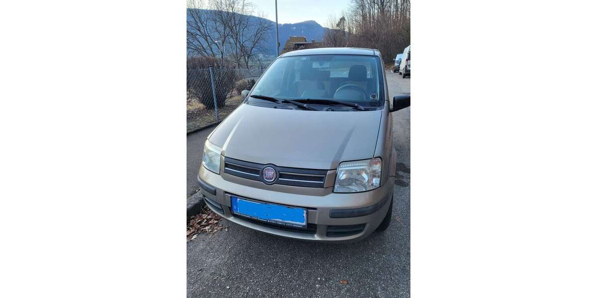 Fiat Panda 130.000 km 1.950 &euro; Bad Urach, Stadt 72574