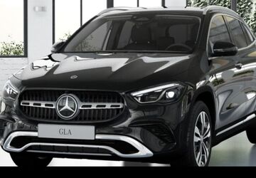 Mercedes-Benz GLA 180 9.900 km 39.590 &euro; Pfullingen 72793