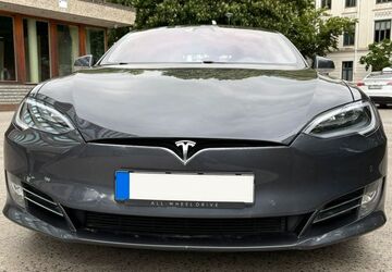 Tesla Model S 1.033.520 km 16.000 &euro; Stuttgart 70176