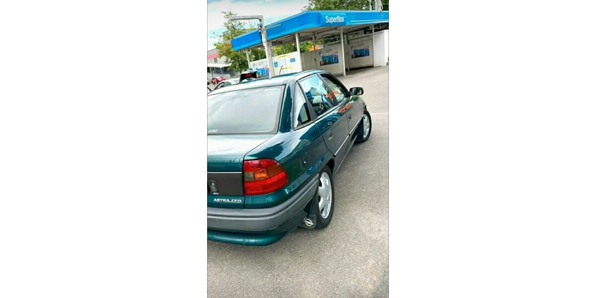 Opel Astra 89.600 km 4.500 &euro; Rottenburg am Neckar 72108