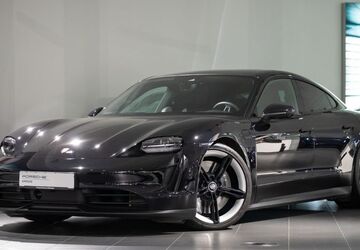 Porsche Taycan 33.950 km 67.880 &euro; Böblingen 71034