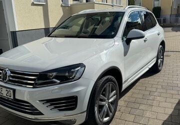 VW Touareg 216.000 km 13.999 &euro; Bad Urach 72574