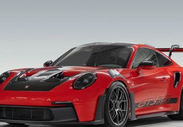 Porsche 992 15.300 km 299.890 &euro; Stuttgart 70469