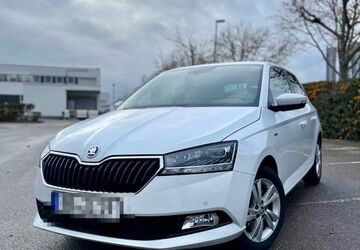 Skoda Fabia 92.000 km 10.500 &euro; Holzgerlingen 71088