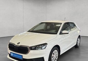 Skoda Fabia 72.939 km 11.890 &euro; Stuttgart 70190