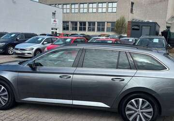 Skoda Superb 73.234 km 22.950 &euro; Nufringen 71154