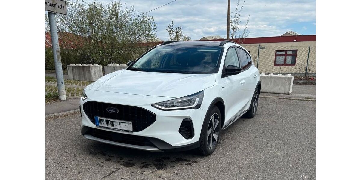 Ford Focus 28.000 km 20.000 &euro; Eutingen im Gäu 72184