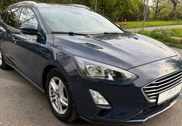 Ford Focus 126.945 km 8.499 &euro; Stuttgart 70469