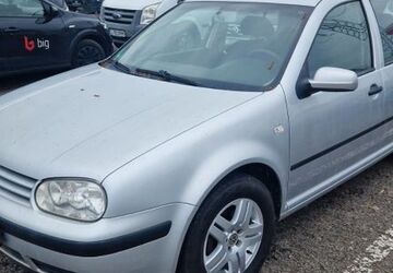VW Golf 91.000 km 3.950 &euro; Stuttgart 70597