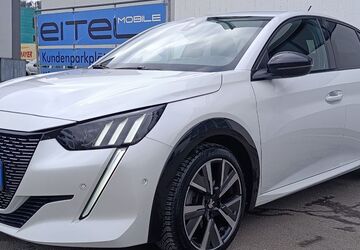 Peugeot 208 45.921 km 16.990 &euro; Pfullingen 72793