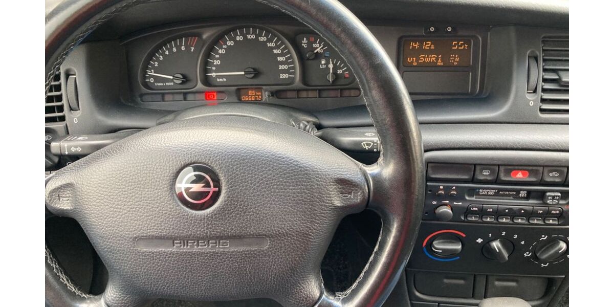 Opel Vectra 64.700 km 4.350 &euro; Rottenburg am Neckar 72108