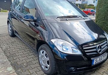 Mercedes-Benz A 180 106.800 km 5.420 &euro; stuttgart 70569