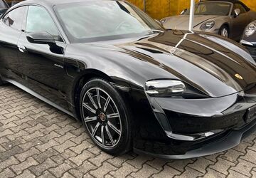 Porsche Taycan 125.000 km 48.350 &euro; Leinfelden-Echterdingen 70771
