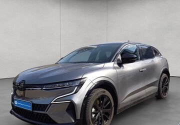 Renault Megane E-TECH 16.200 km 33.950 &euro; Stuttgart 70469
