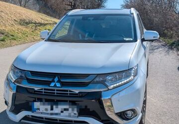 Mitsubishi Plug-in Hybrid Outlander 154.000 km 14.900 &euro; Reutlingen 72762
