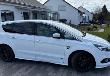 Ford S-Max 146.000 km 12.900 &euro; Eutingen 72184