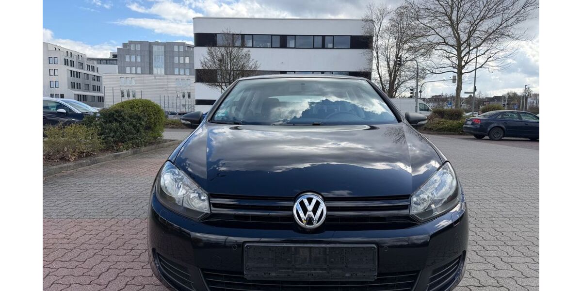 VW Golf 73.089 km 5.700 &euro; Stuttgart 70197