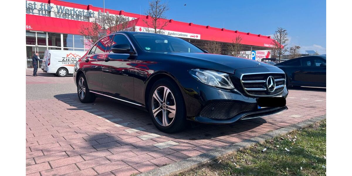 Mercedes-Benz E 220 323.000 km 13.690 &euro; Stuttgart 70567
