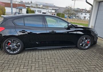 Ford Focus 47.000 km 22.900 &euro; Gomaringen 72810