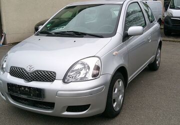 Toyota Yaris 84.000 km 2.780 &euro; Sindelfingen 71065