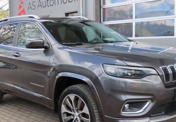 Jeep Cherokee 101.000 km 15.990 &euro; Stuttgart 70329
