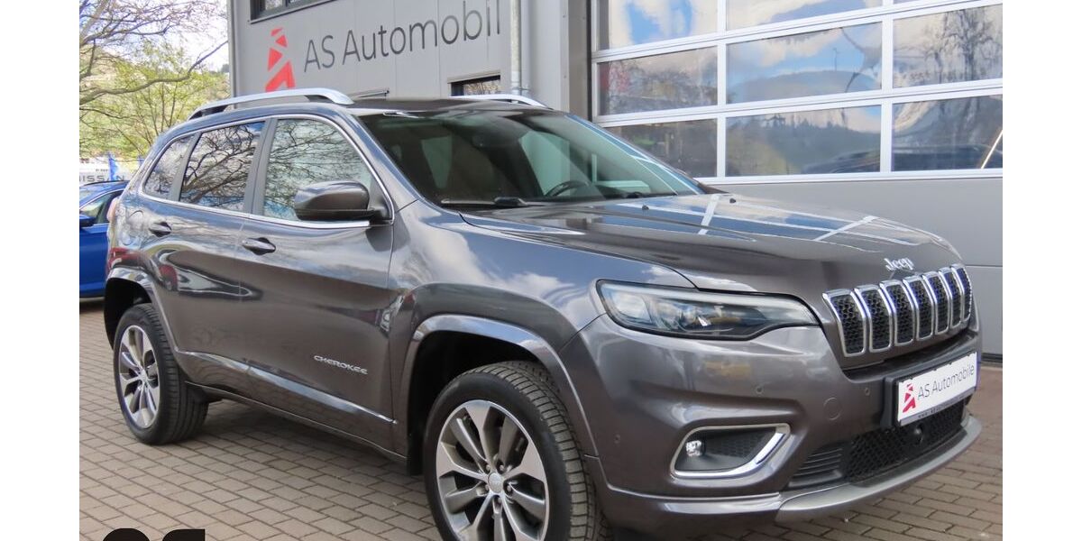 Jeep Cherokee 101.000 km 15.990 &euro; Stuttgart 70329