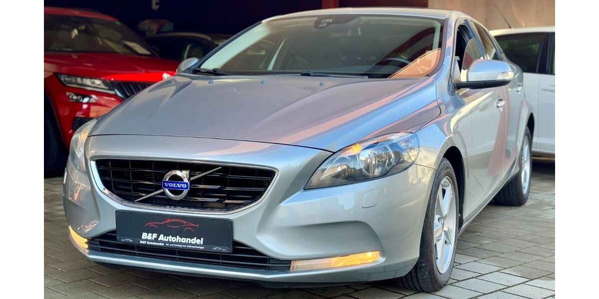 Volvo V40 171.000 km 8.950 &euro; Pfullingen 72793