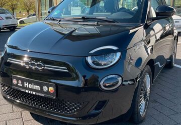 Fiat 500e 6.990 km 16.990 &euro; Tübingen 72072