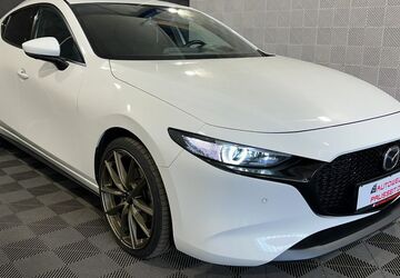 Mazda 3 43.998 km 21.960 &euro; Horb am Neckar 72160