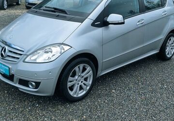 Mercedes-Benz A 180 114.800 km 8.795 &euro; Reutlingen 72766