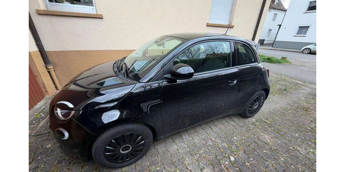 Fiat 500e 32.000 km 15.000 &euro; Stuttgart, Landeshauptstadt 70469