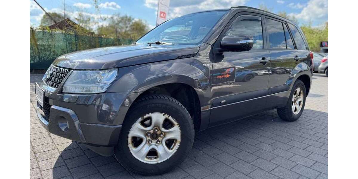 Suzuki Grand Vitara 187.000 km 5.950 &euro; Tübingen 72072