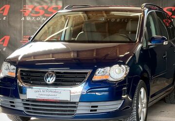 VW Touran 73.311 km 9.890 &euro; Pfullingen 72793