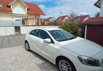 Mercedes-Benz A 180 158.600 km 10.100 &euro; Rottenburg am Neckar 72108