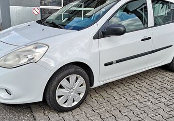 Renault Clio 148.000 km 2.399 &euro; Ofterdingen 72131