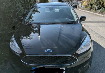 Ford Focus 148.500 km 4.500 &euro; Grabenstetten 72582