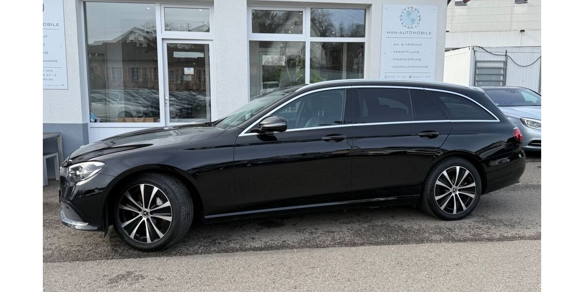 Mercedes-Benz E 300 113.900 km 26.990 &euro; Sindelfingen 71065